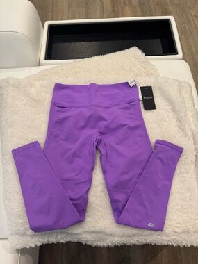 Fabletics Seamless Scrunch High-Waisted Legging- Purple NWT
